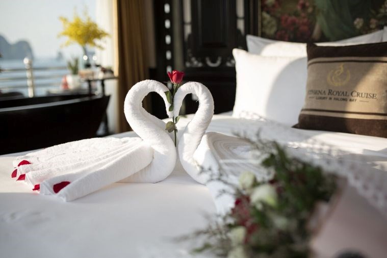 Premium Royal Suite Double - 2 ngày 1 đêm